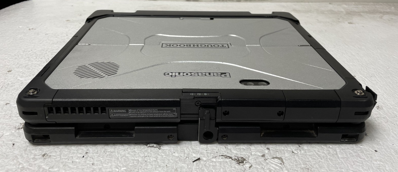 Panasonic ToughBook CF-33 i5-7300U 2.60GHz 8GB RAM 256GB SSD 2Battery No OS READ