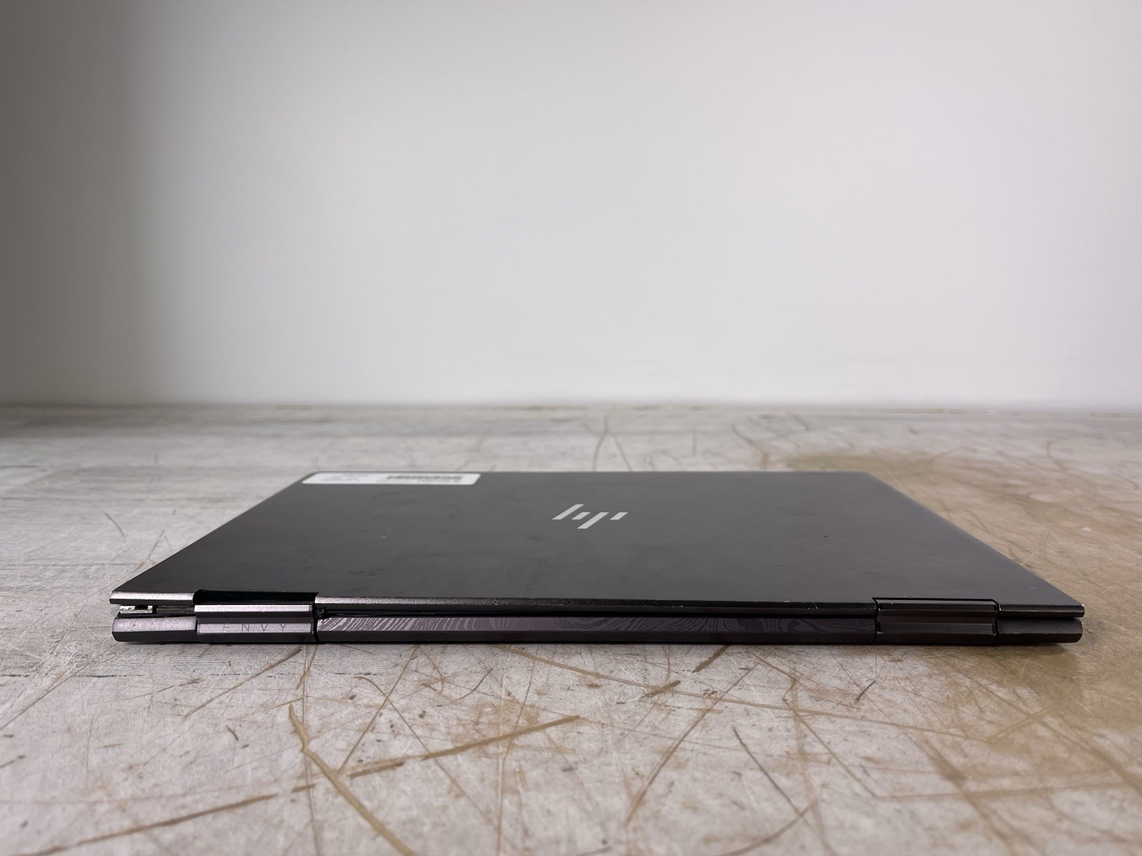 HP ENVY X360 M CONVERTIBLE AMD RYZEN 7 2700U @ 2.2GHz, 8GB RAM,NO HDD/OS-(PARTS)