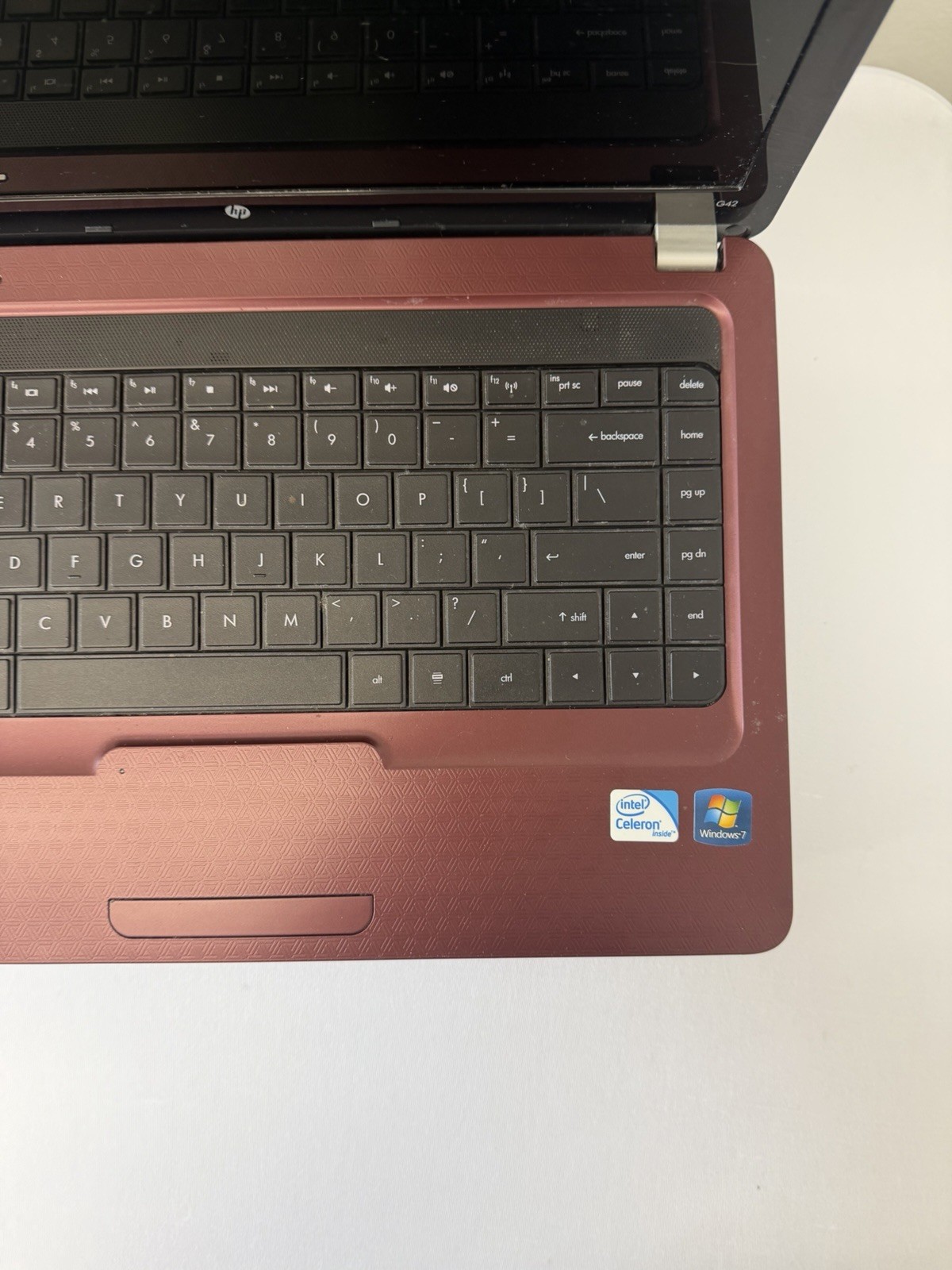 HP Notebook G42 Laptop – Good Screen – Intel Celeron 900 – Read Des