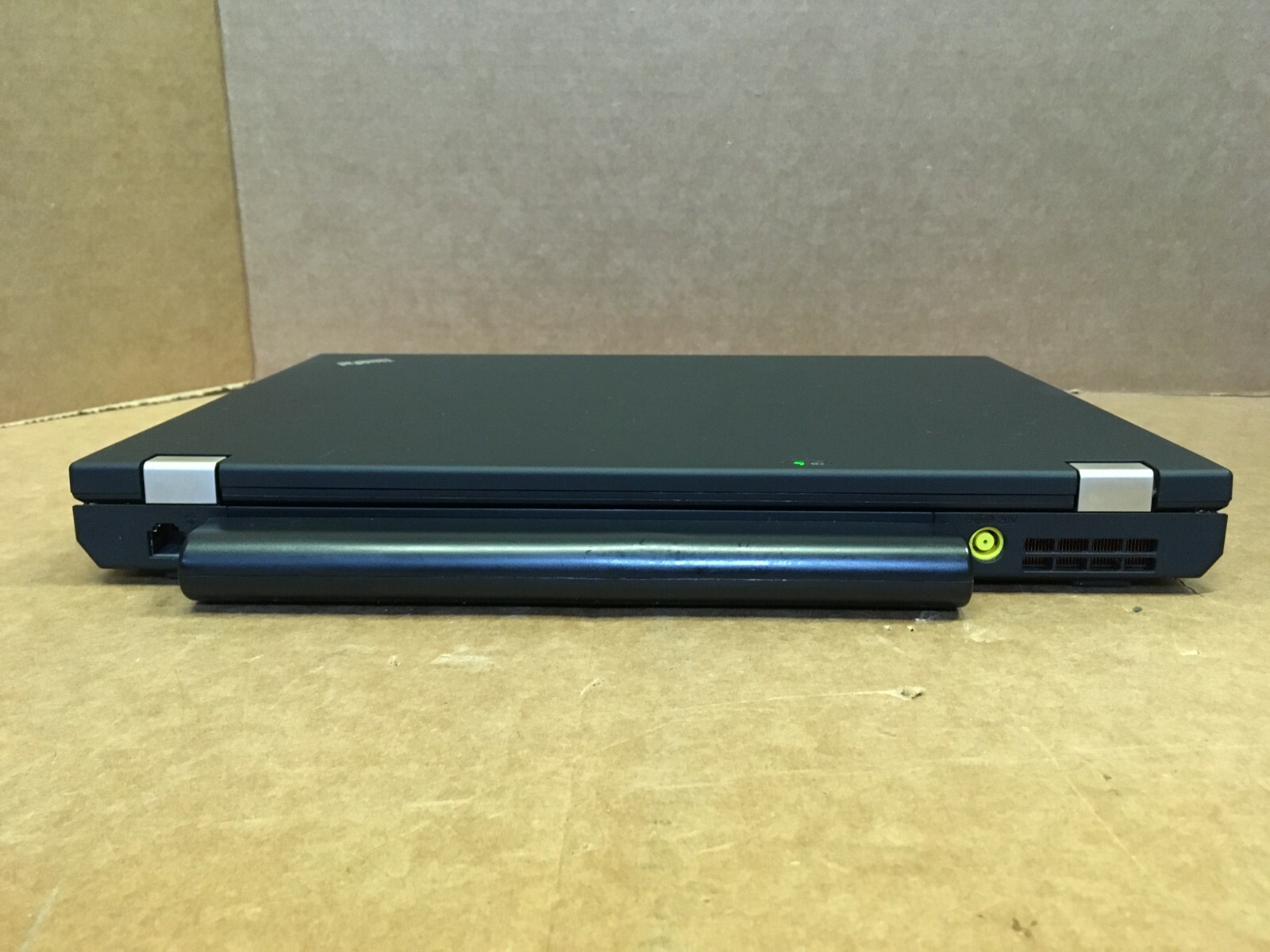 Lenovo Laptop ThinkPad T410 14.1″ Windows 10 i5 4GB RAM 320GB HDD DVD NVIDIA HD