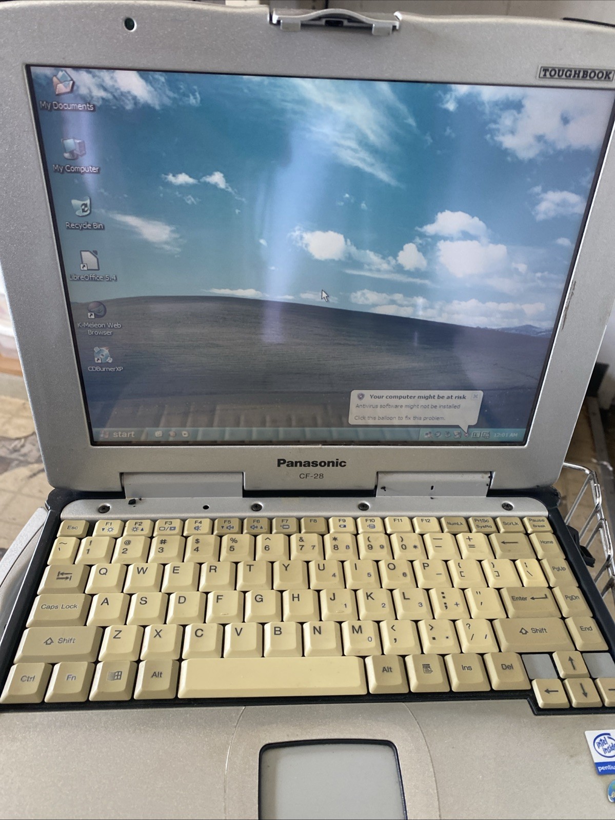 Panasonic CF-28 P3 800MHz 256GB 40GB serial parallel XPP Passed Diagnostics TS