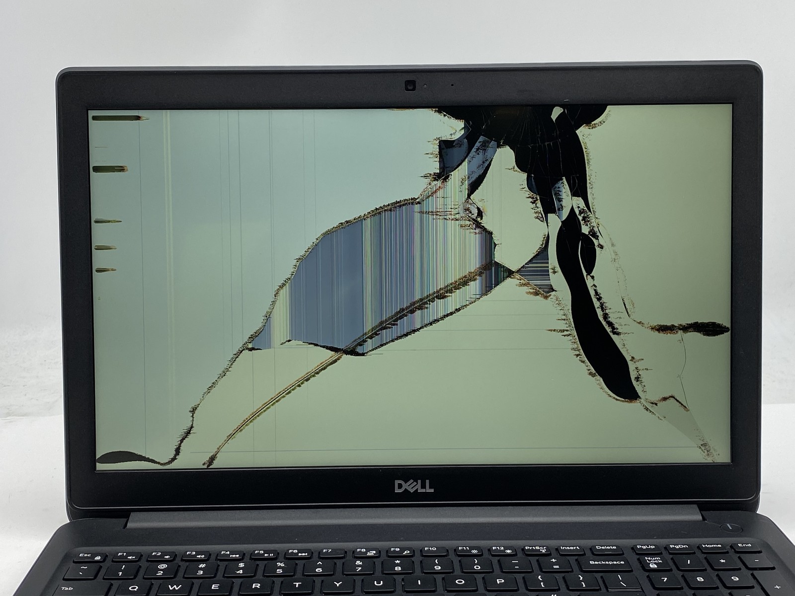 Dell Latitude 3500 Laptop Intel Core i5 8265U 1.6GHz 8GB RAM – No HDD