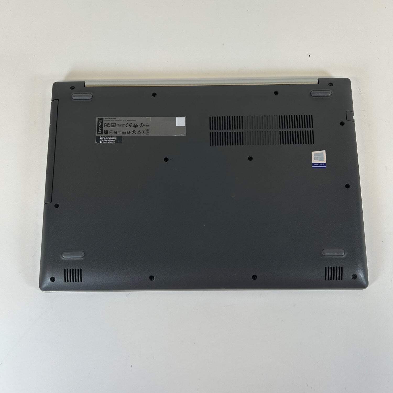 Broken Lenovo Ideapad 330 15IKB3 15.6″ i5-8250U 1.6GHz 8GB RAM 1TB HDD Read