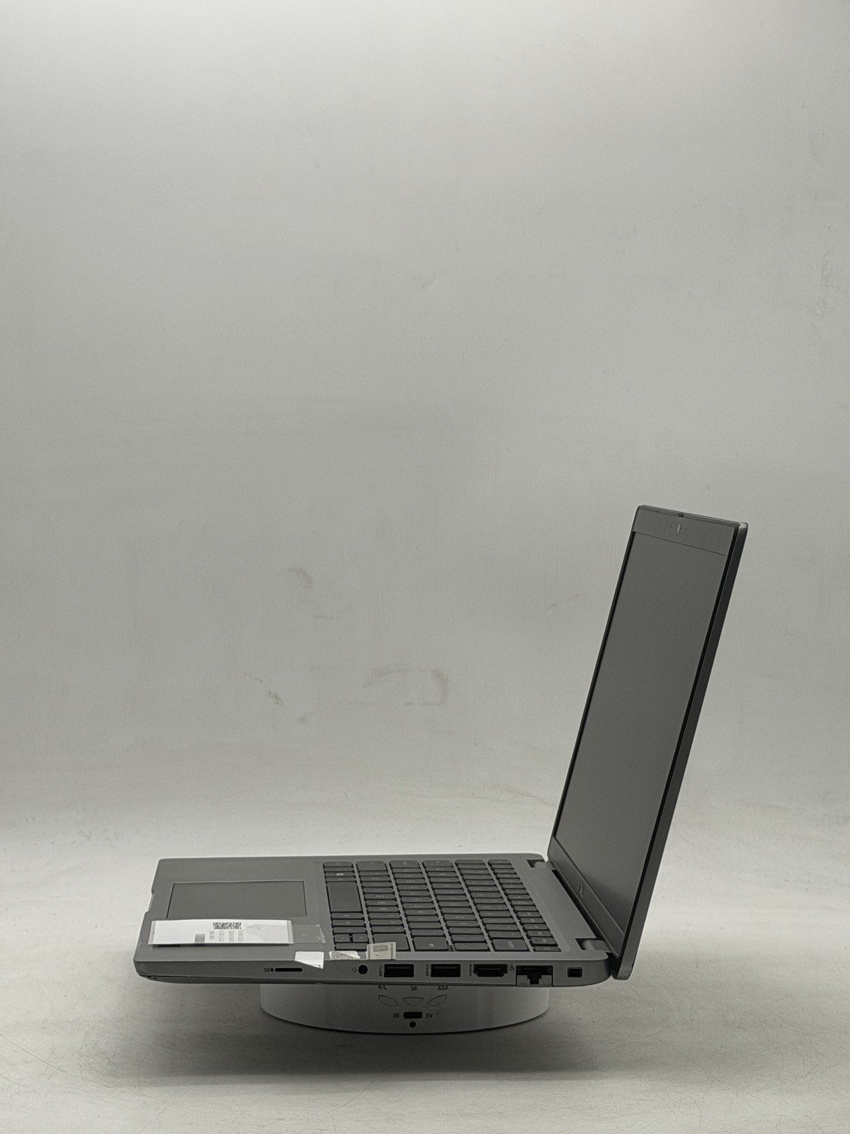 Dell Latitude (5420) 14in i5-1135G7 8GB 128GB |NO OS| *Read*