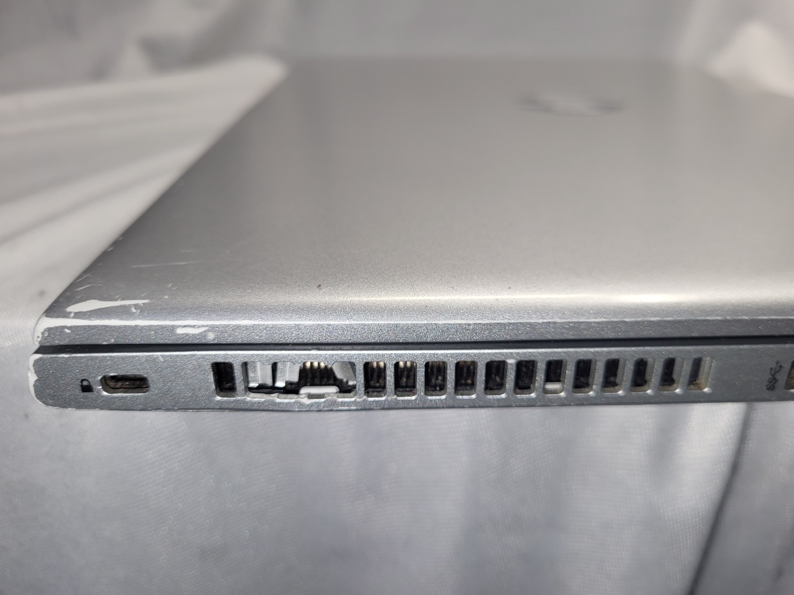 HP ProBook 645 G4 Ryzen 5 Pro 2500u 2.0GHz 8GB Touch Screen -No HHD