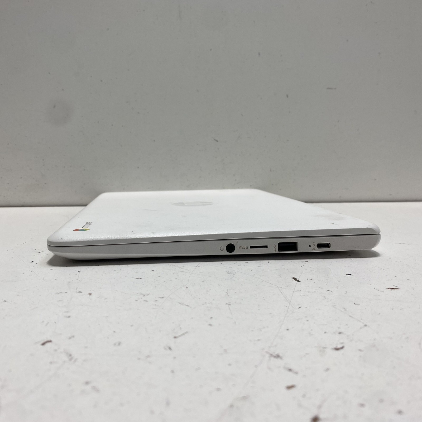 HP Chromebook 14-ca053cl 14″ Intel Laptop White Chrome OS Tested