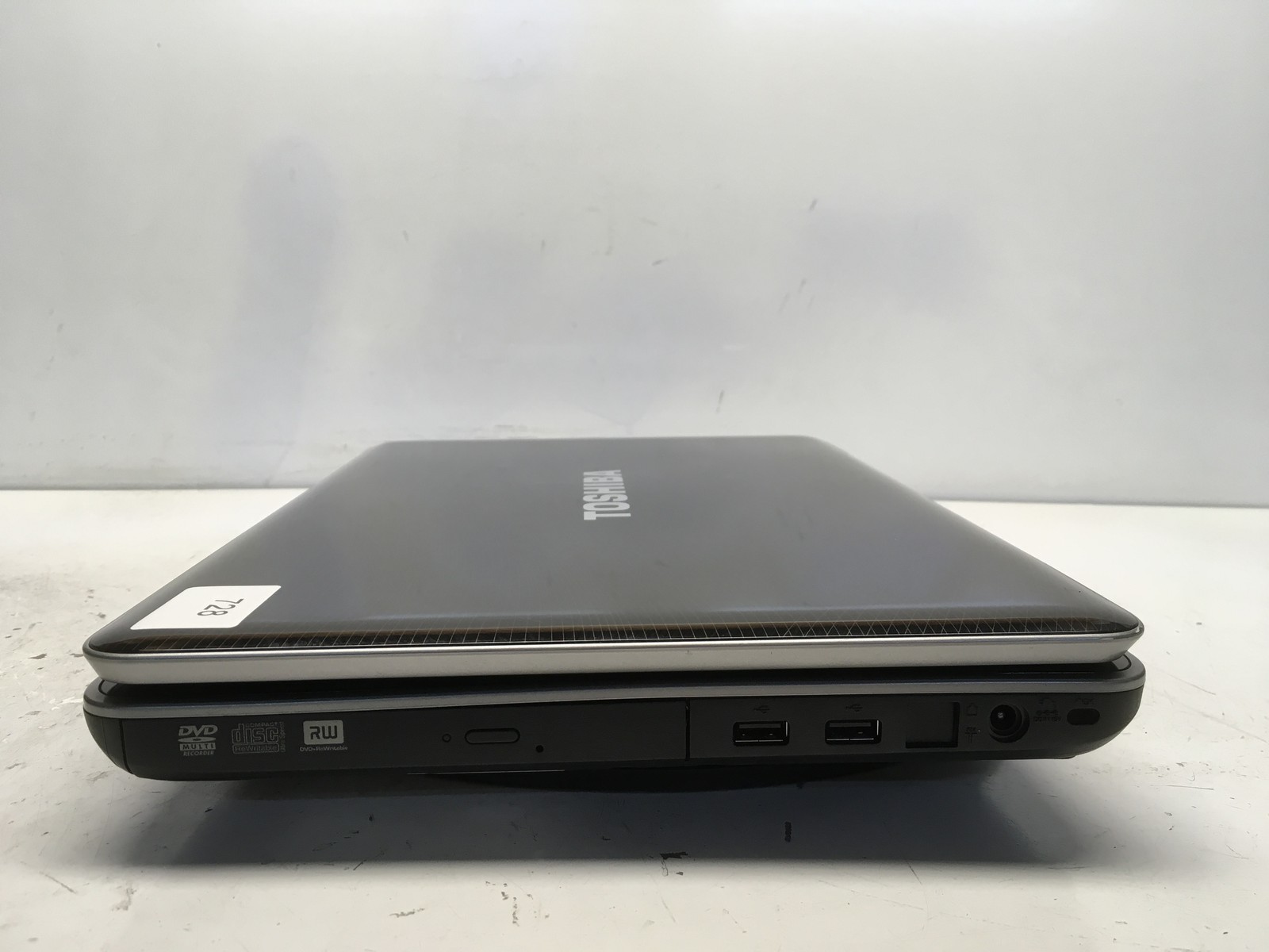 Toshiba Satellite A505-S69803 Intel Core 2 Duo T6600 2.2GHz 4 GB NO HDD No Batt
