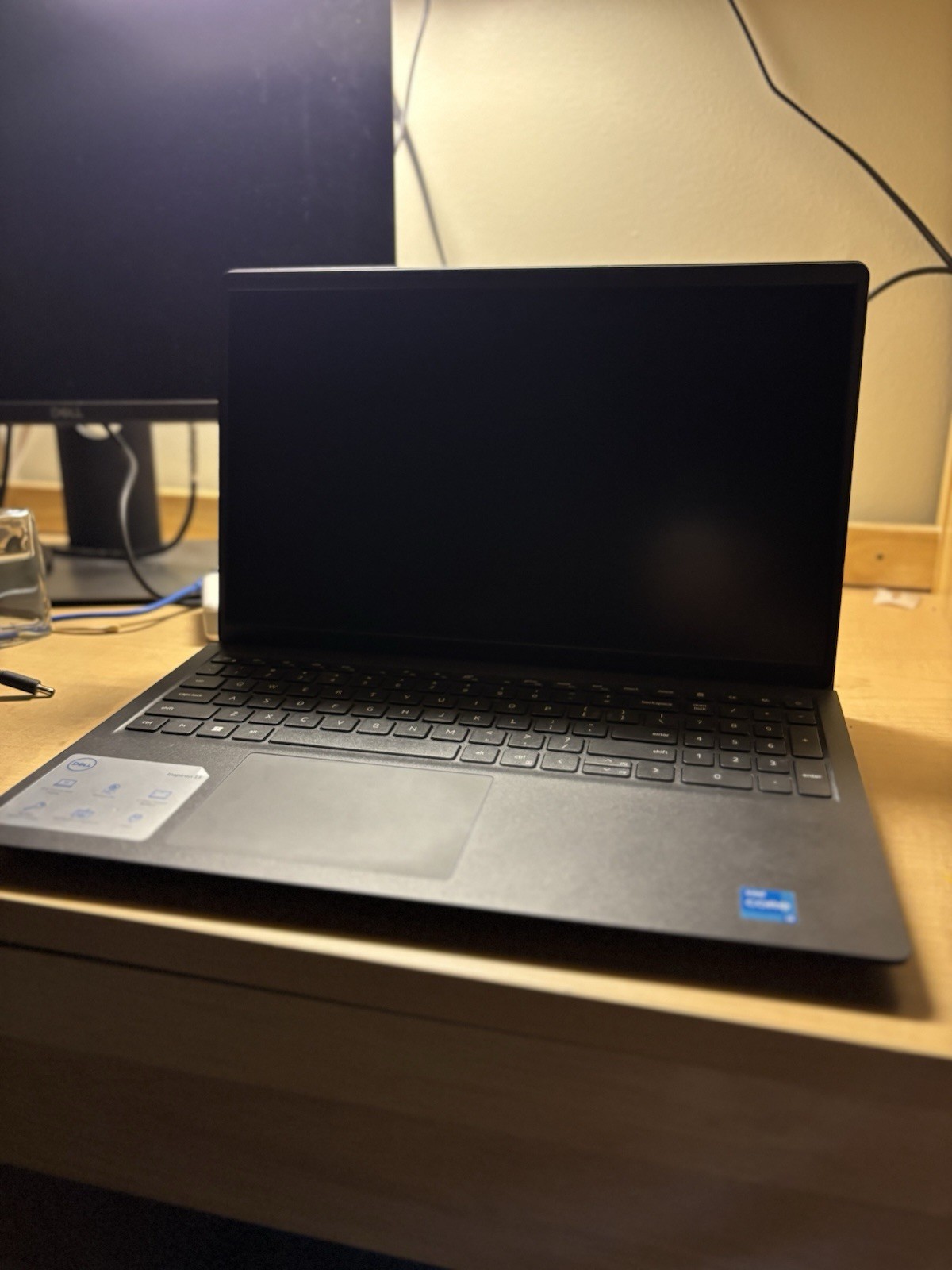 Dell Inspiron 15 3520 15.6″ 12th Gen Intel Core™ i3-1215U 512 GB SSD 8 GB Win-11