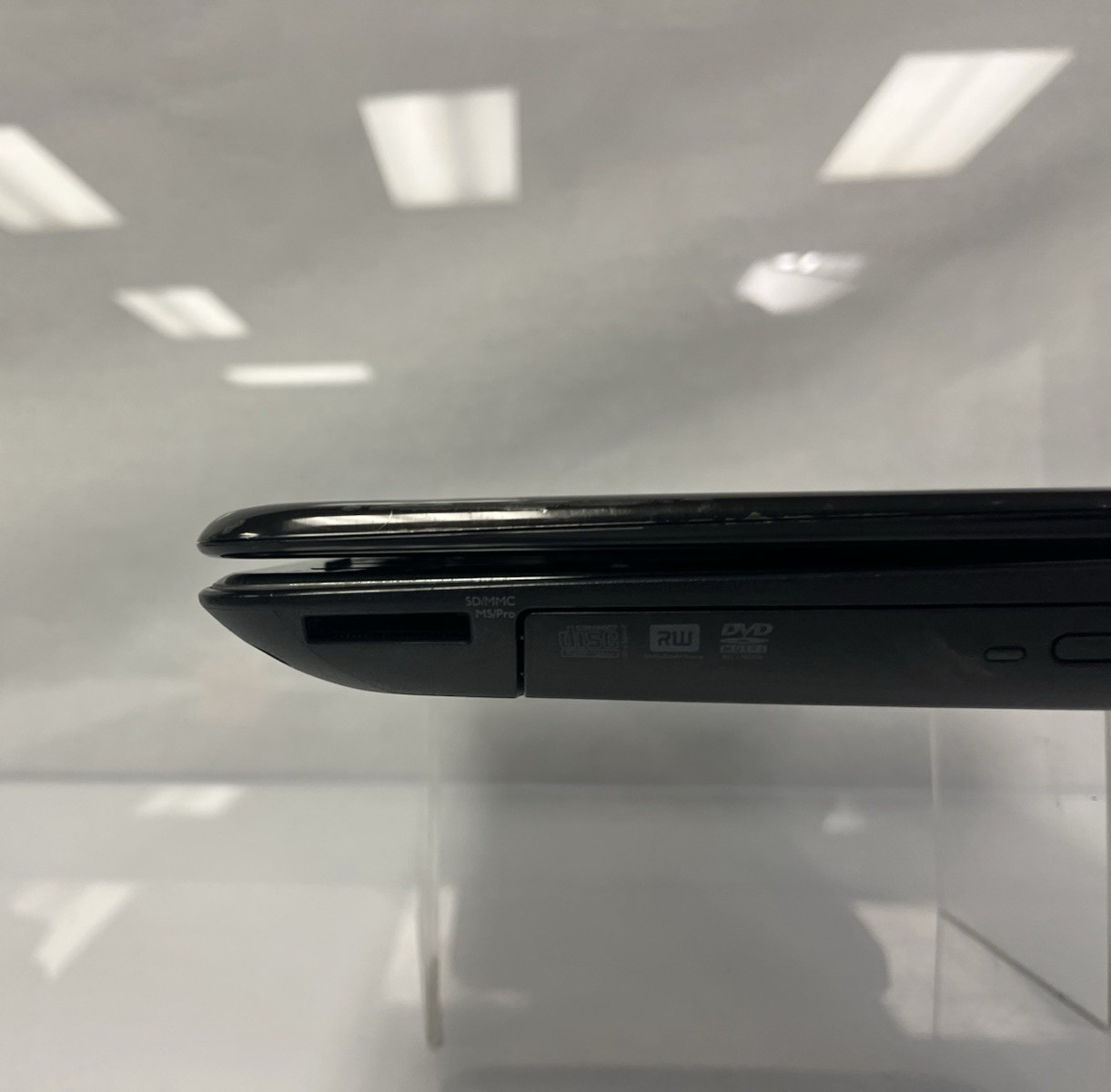 DELL INSPIRON N5010 INTEL CORE I3 M370 2.40GHZ 3GB RAM NO HDD NO OS