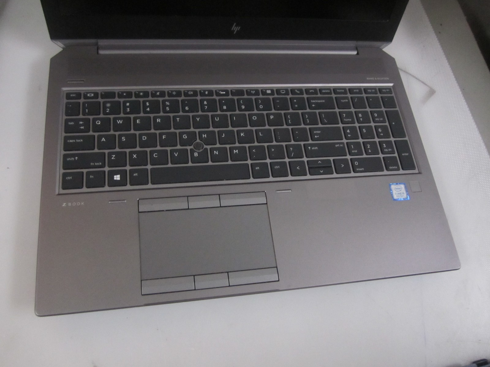 HP ZBook 15 G5 15.6″ i5-8300H 2.3GHz 16GB/240GB m2SSD UBUNTU Laptop + AC [BIOS]