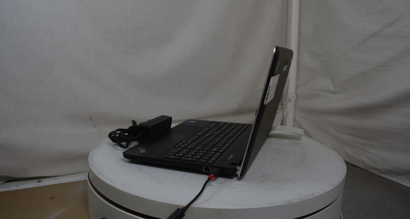 Lenovo ThinkPad Edge E540 20C6-008SUS Laptop Core i5-4200M 2.5Ghz 4GB 256GB SSD