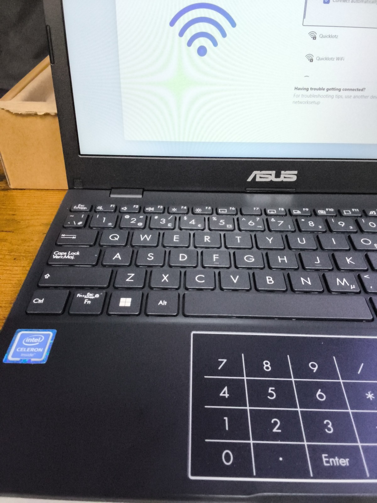£ASUS 14.0″ Laptop E410M Intel Celeron N4020 4GB RAM 64GB SSD (G2)