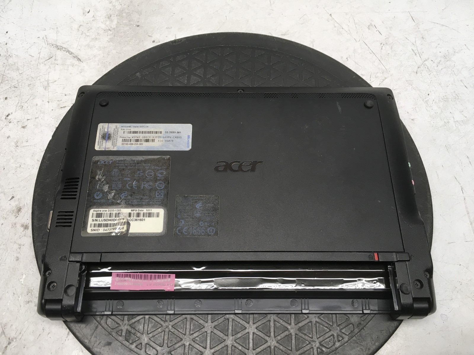 Acer Aspire One D255 Intel Atom N550 1.5GHz 1 GB NO HDD No Batt