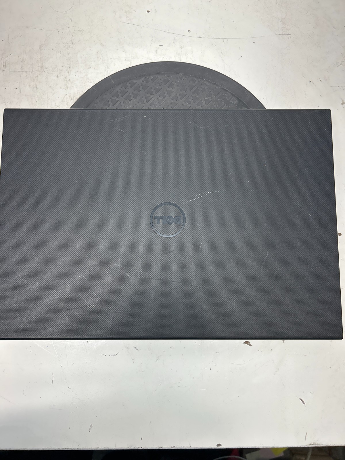 Dell Inspiron 3541 AMD a6-6310 1800Mhz 4GB NO HDD