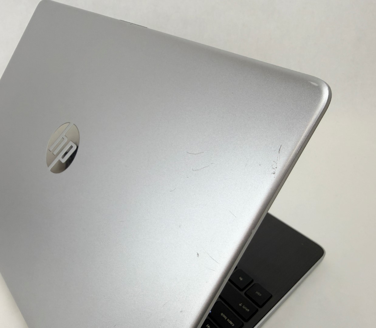 HP 15-dy1023dx 15.6″ HD Touch i5-1035G4 1.0GHz 12GB 256GB SSD W11H Laptop -Read