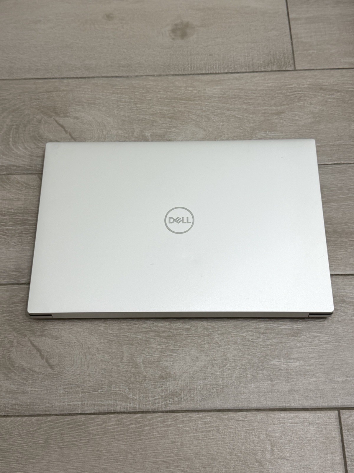 Dell XPS 15 9500 15.6″ Touch Laptop Core i9-10885H GTX 1650 16GB RAM 1TB NVMe