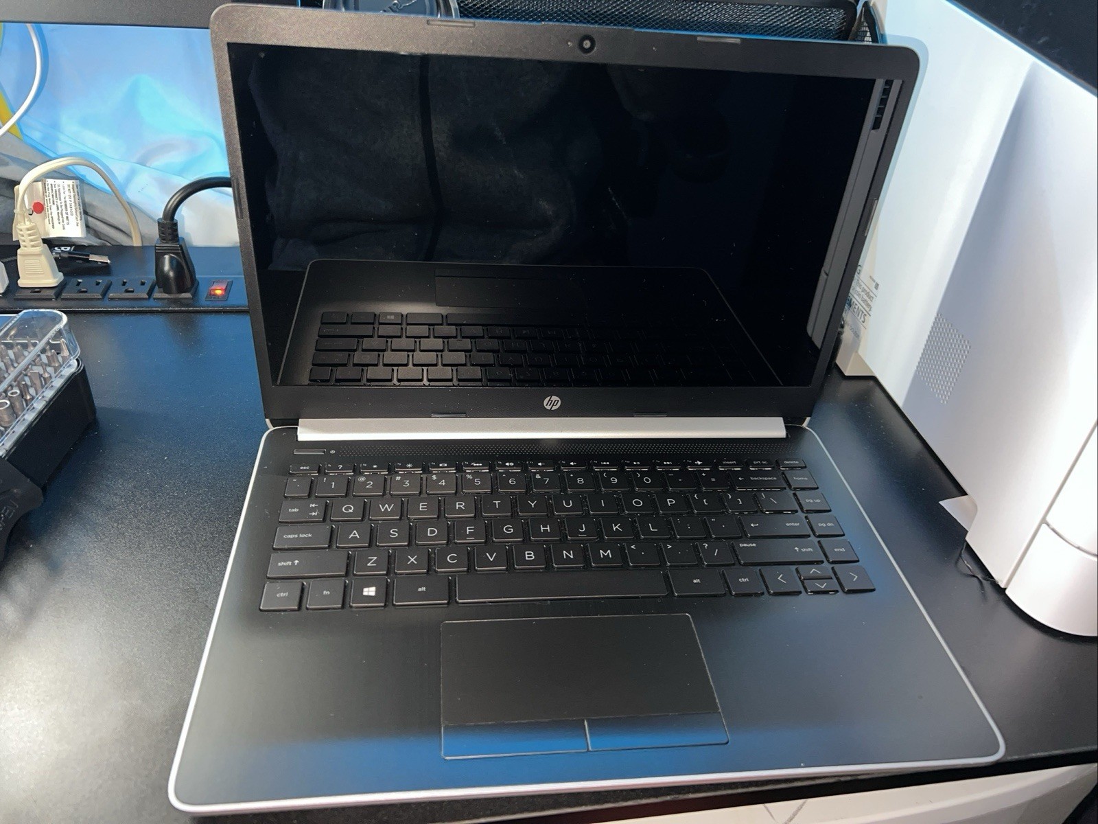 Hp Notebook 14 Intel i3-8130u 2.2ghz – 128gb SSD – 12 Gb Ram Windows 11 Laptop