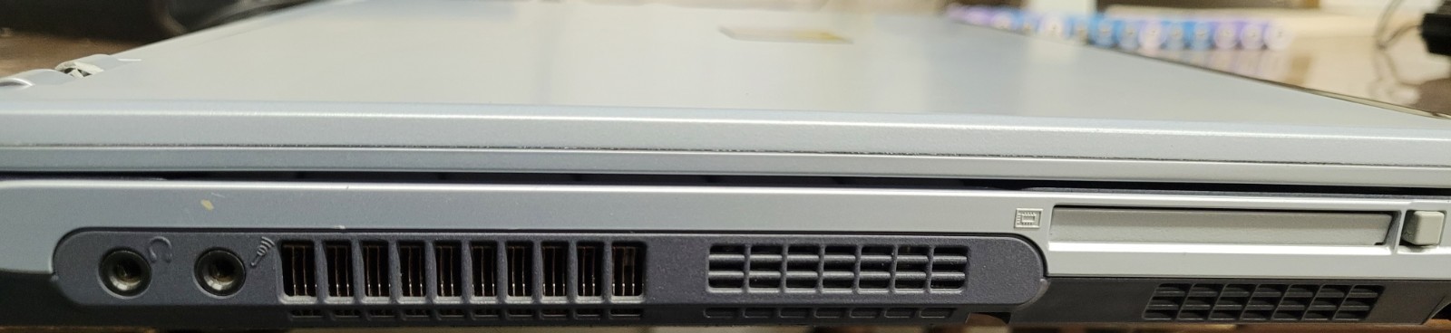 Fujitsu LifeBook S6231 Intel Pentium M 1.60GHz 512MB RAM No HDD