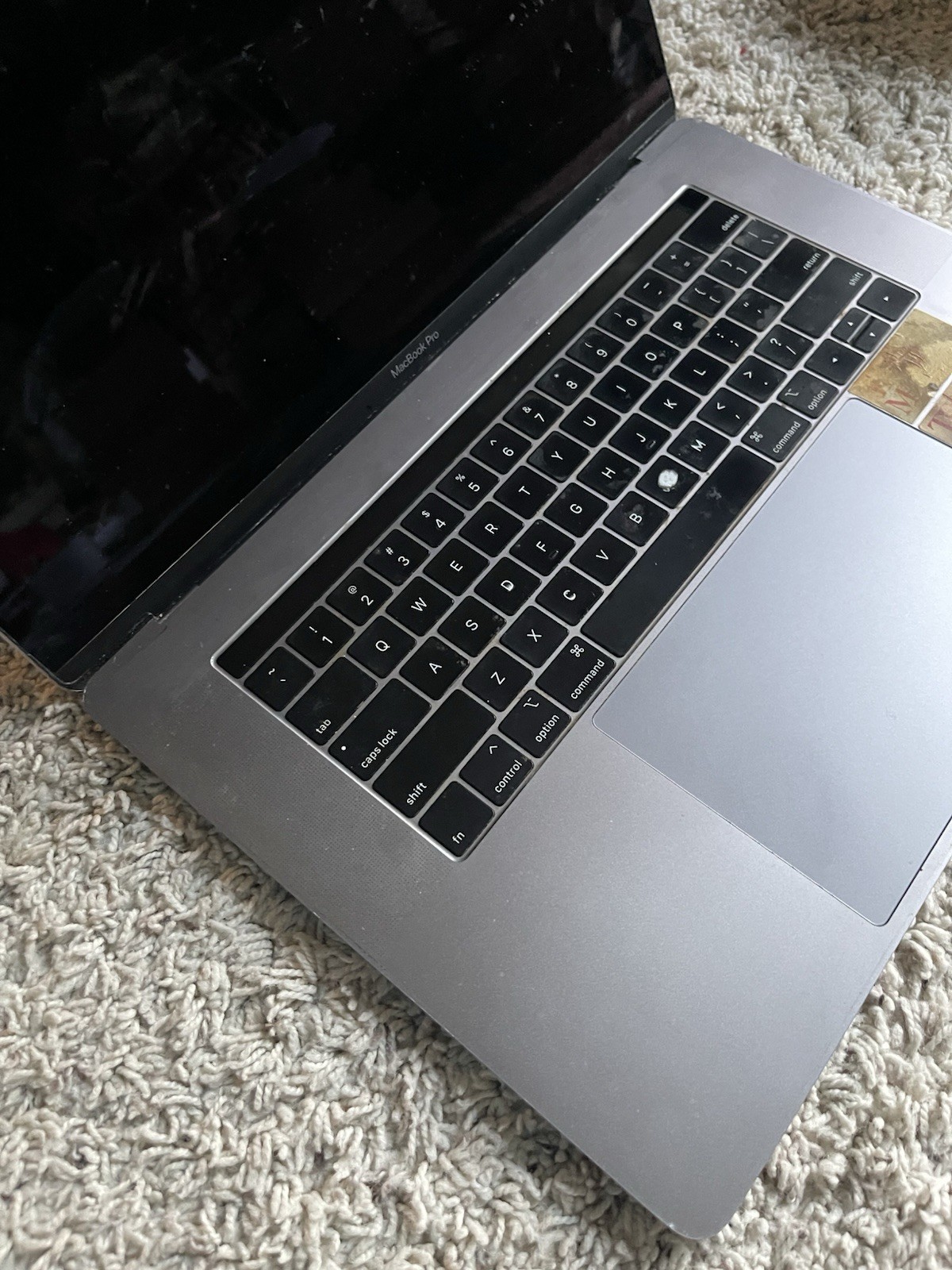 Apple A1990 MacBook Pro 2018 15″ Intel i7-8750H 16GB 256GB SSD Parts Repair