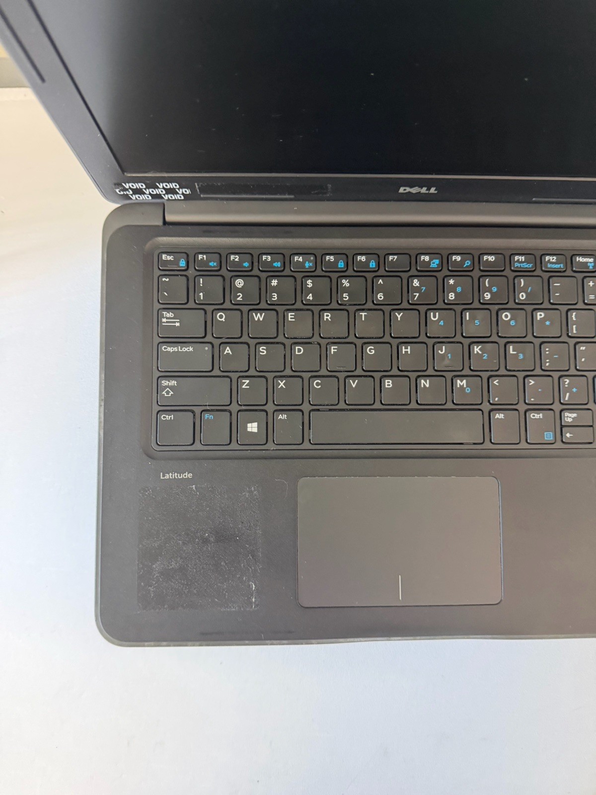 Dell Latitude 3380 Laptop – Good Screen – Intel i3-6006U – RAM 4 GB – Read Des