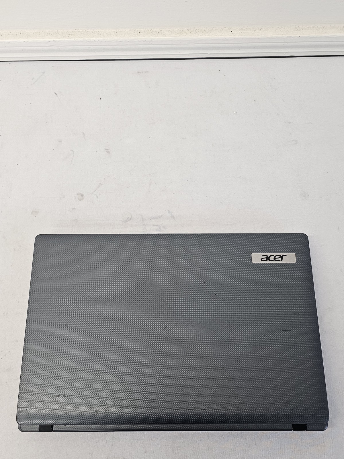 Acer Aspire 5250-0450 Laptop – AMD E-350 – 4GB RAM – 320GB – Windows 10