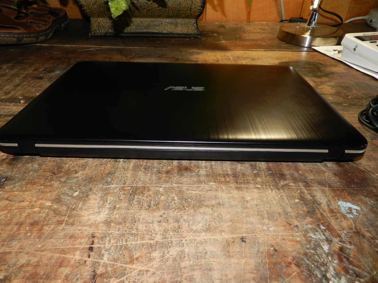 ASUS Vivobook 15 X540MA Intel Celeron N4000 1.10GHzx2/4 Gigs of Ram/128 SSD