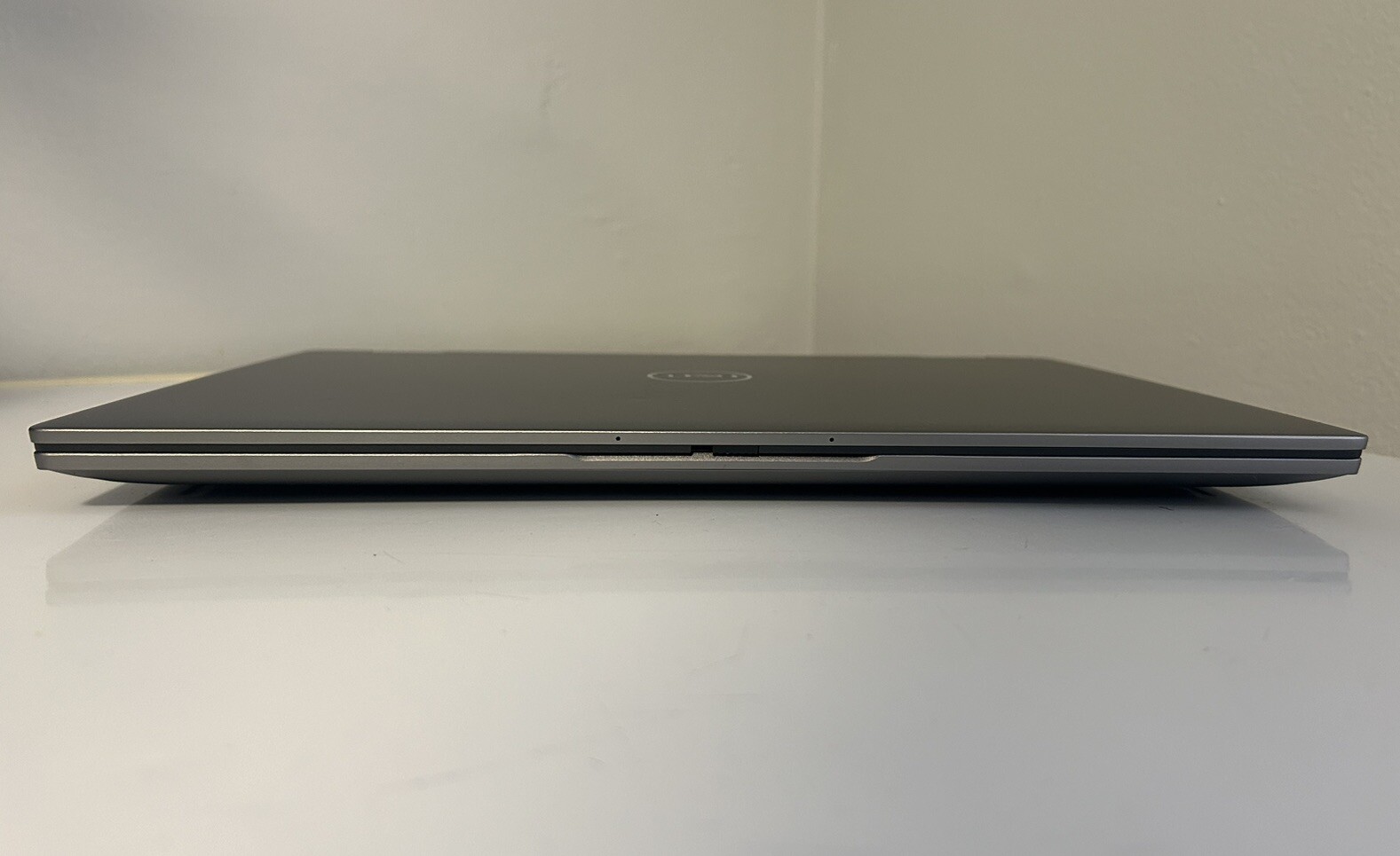 Dell Latitude 7450 14″ Core Ultra 7 165U 16GB RAM 512GB SSD 2-in-1 TOUCH Laptop