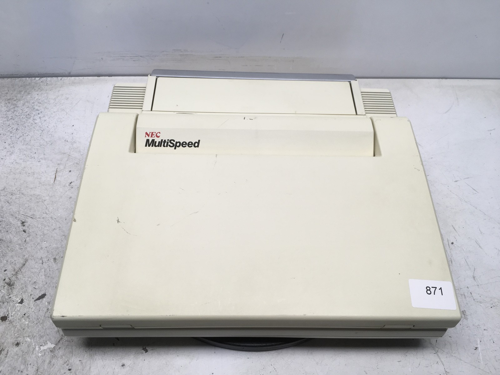 NEC MultiSpeed PC-16-01 NEC V30 9.54MHz 640 KB NO HDD No Batt