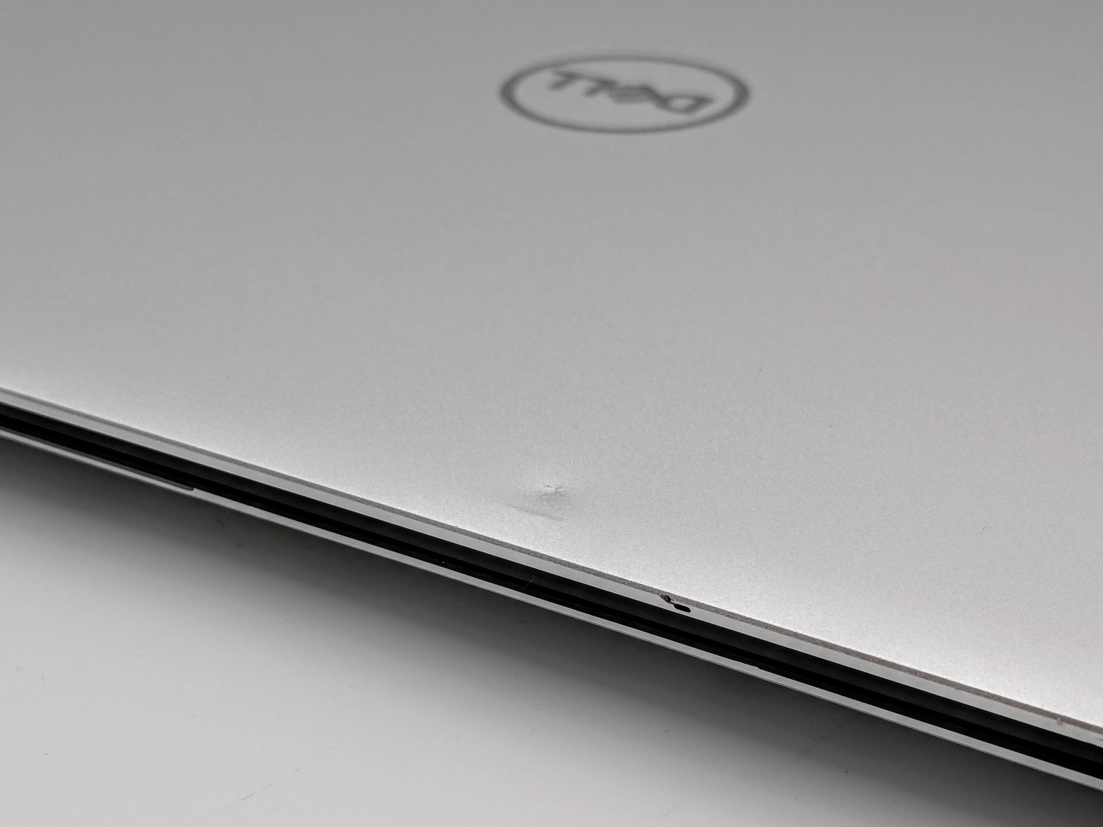 Dell XPS 13 9300 13″ FHD+ I7-1065G7 1TB 8GB W11 Backlit FP Reader IRCam