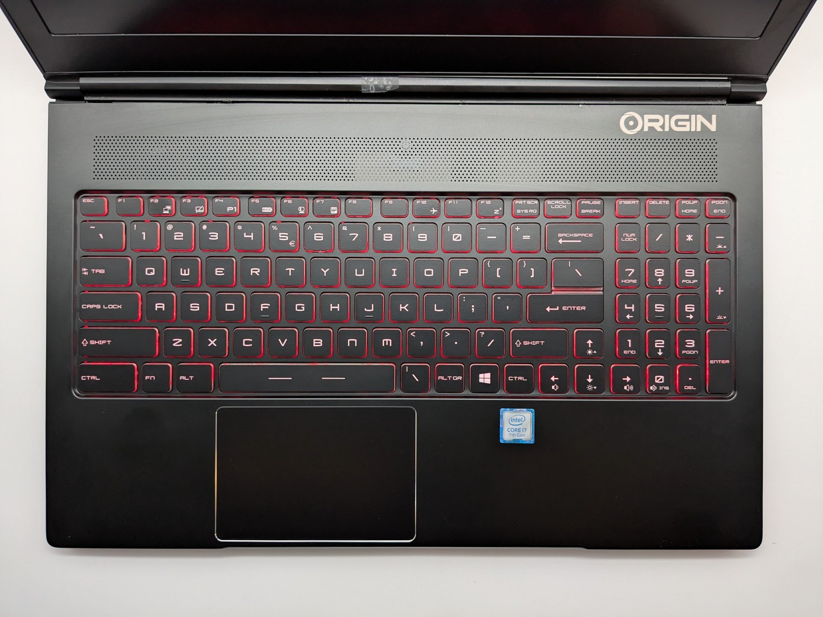 Origin EVO-15S M5-16k2 15″ FHD I7-7700HQ GeForce GTX 1060 Webcam Backlit *READ*