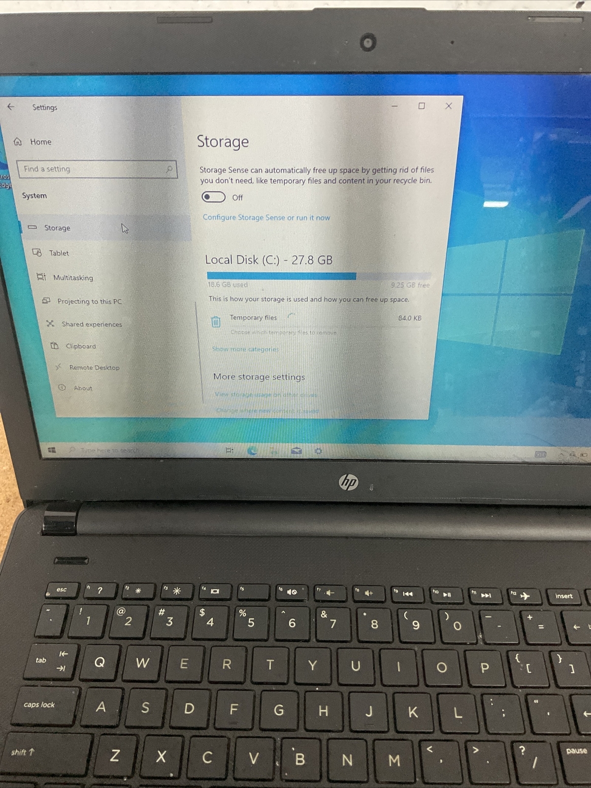 HP 14-bw012nr 14” Laptop AMD E2-9000e 1.5GHz 4GB RAM 32GB SSD WIN10