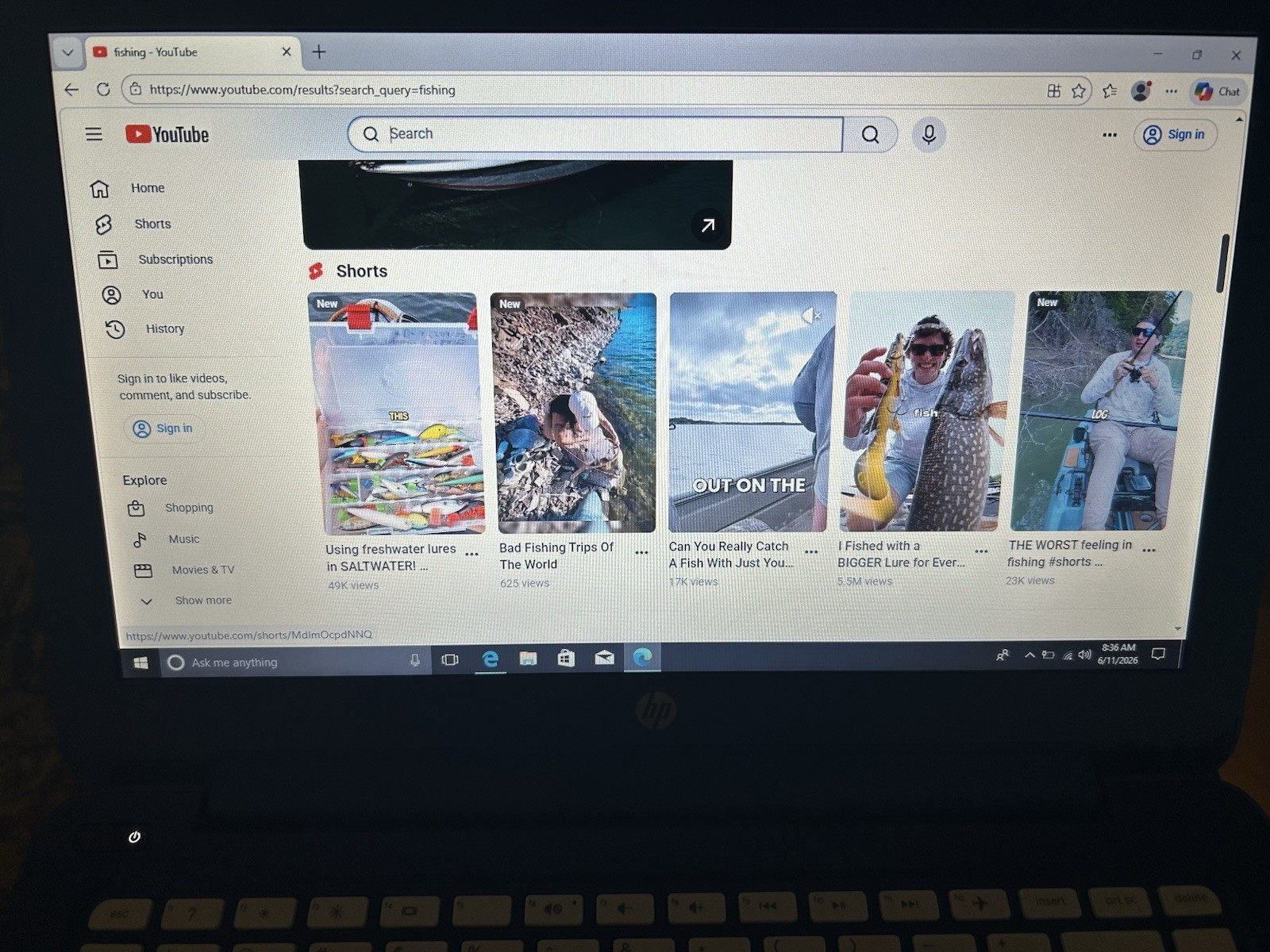 HP Stream Laptop Celeron N3050, 2 GB RAM 14″ Micro-edge HD Windows 10 Home