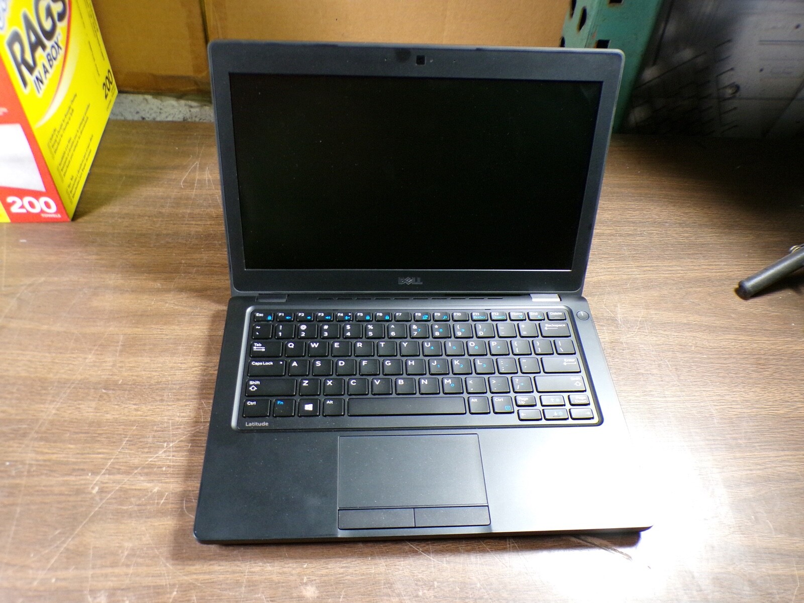 DELL LATITUDE 5280 INTEL CORE i3-7100U 2.40GHZ 4GB RAM **NO HD/ NO CADDIE/ NO OS