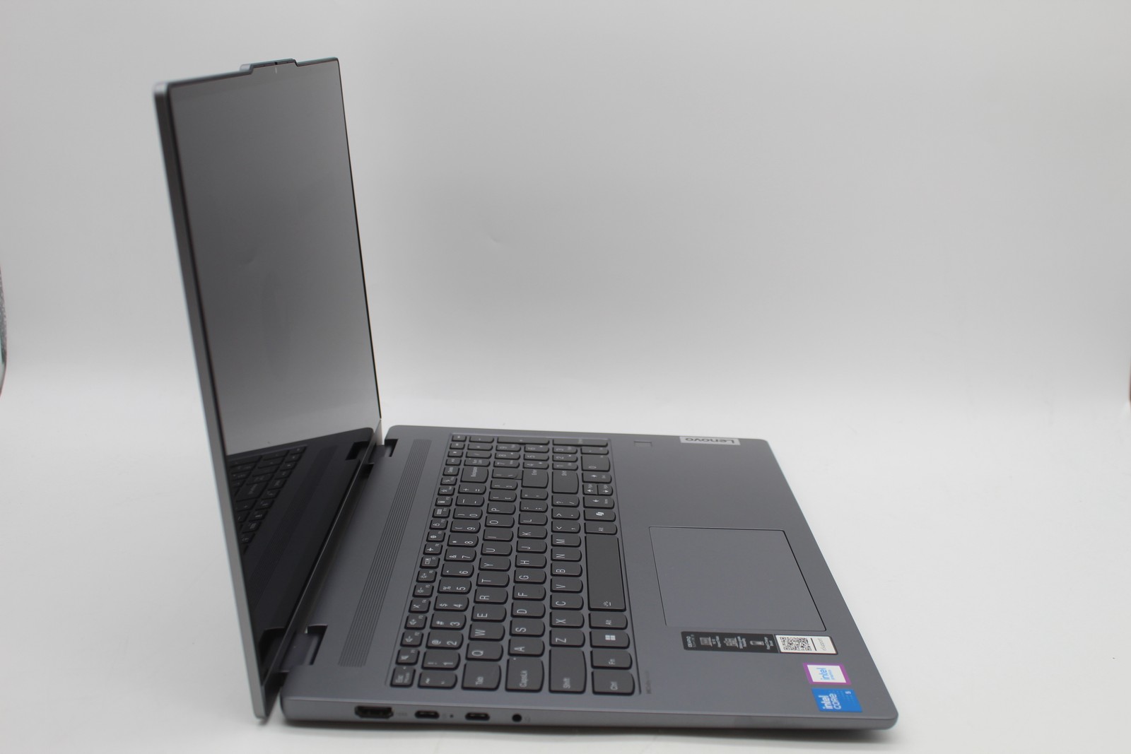 Lenovo IdeaPad 5 16″ Touch Intel Core 5 120U 1.4GHz 16GB 512GB SSD PC1744680