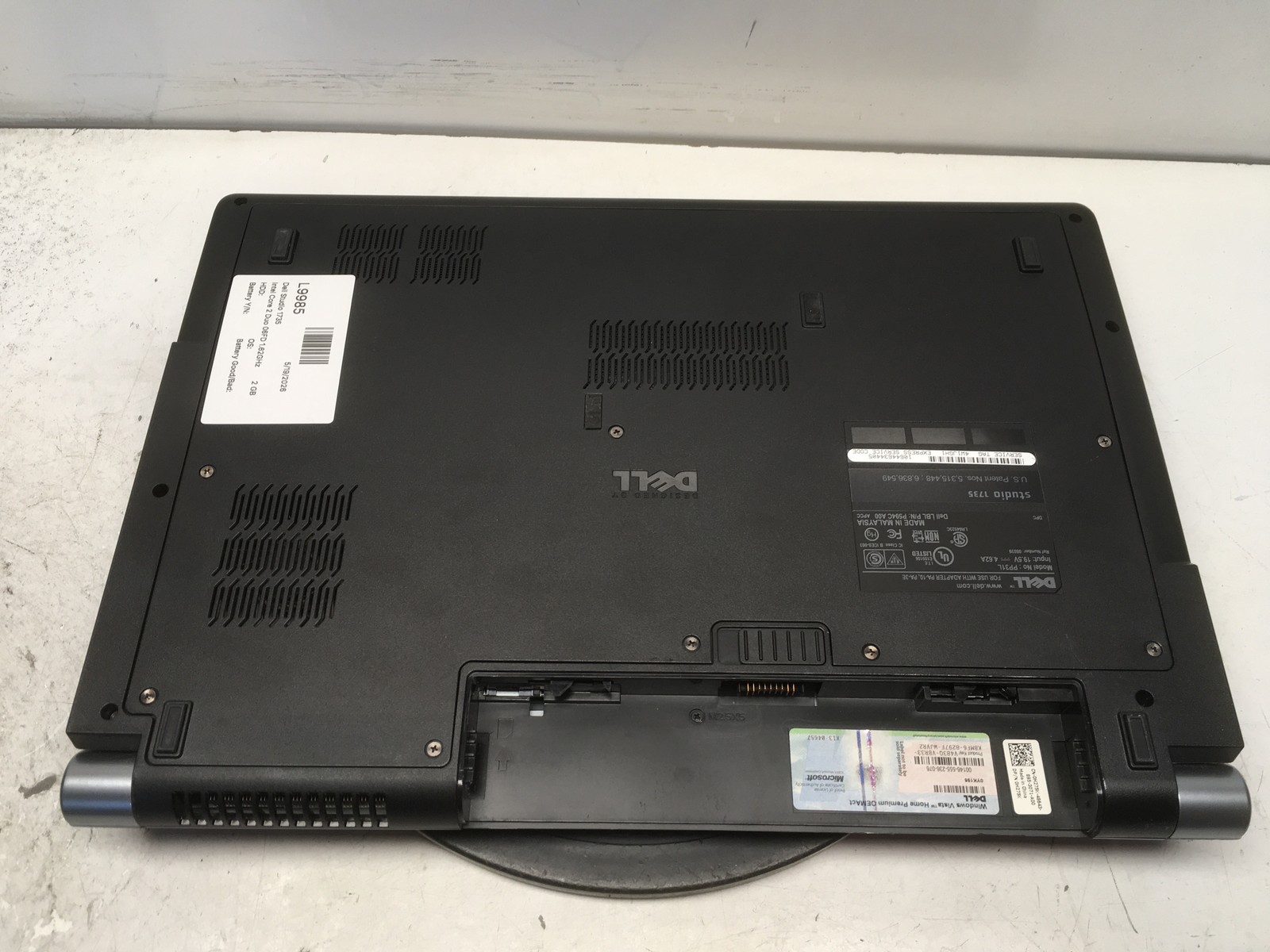 Dell Studio 1735 Intel Core 2 Duo 06FD 1.62GHz 2 GB NO HDD No Batt