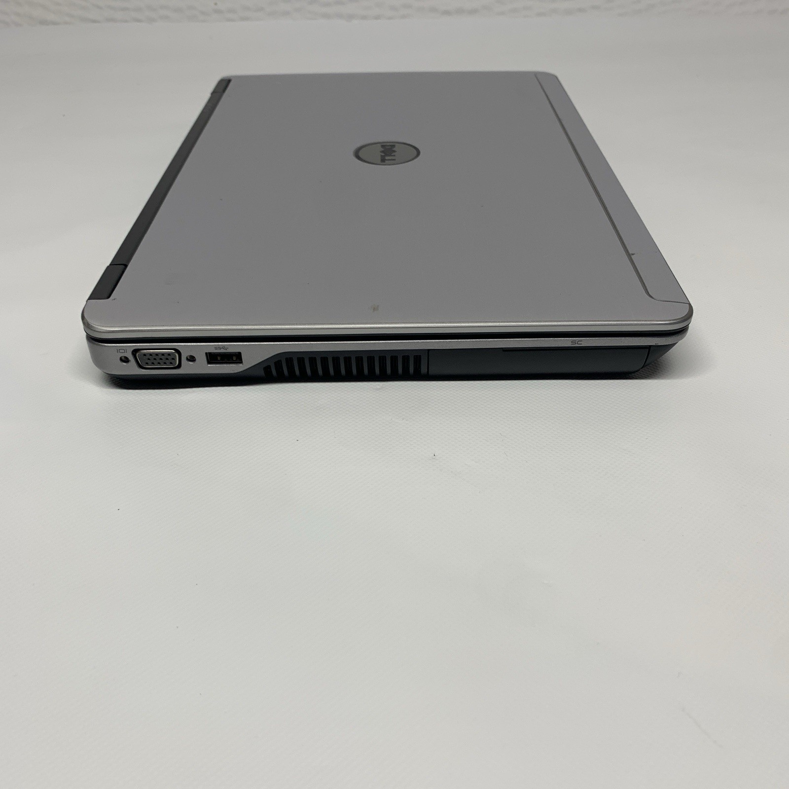Dell Latitude E6440 Laptop Intel R Core i5-4300M CPU@2.60GHz 8 GB Ram Windows 10