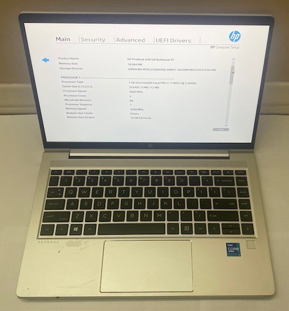 HP ProBook 640 G8 Notebook 16GB i7-1185G7 3.00GHz 256GB SSD