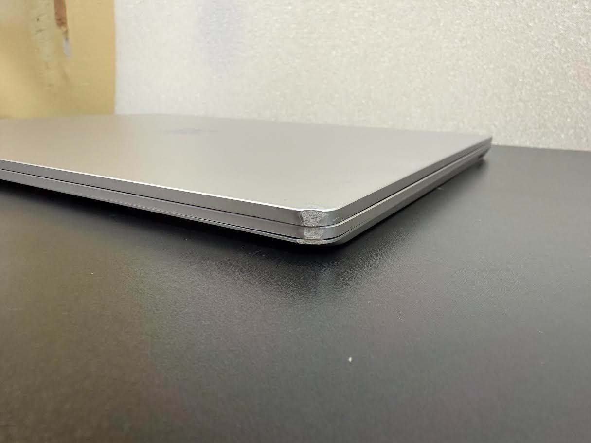 Surface Laptop 3 13.5″ Silver i7 10th Gen 16GB 256GB – READ DESCRIPTION