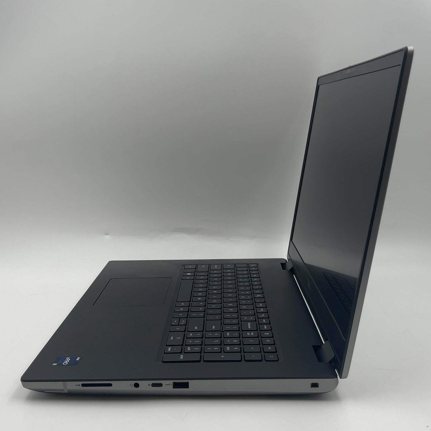 Dell Precision 7780 17.3″ i9-13950HX 2.2GHz 64GB RAM 1TB SSD Quadro RTX 4000 Ada