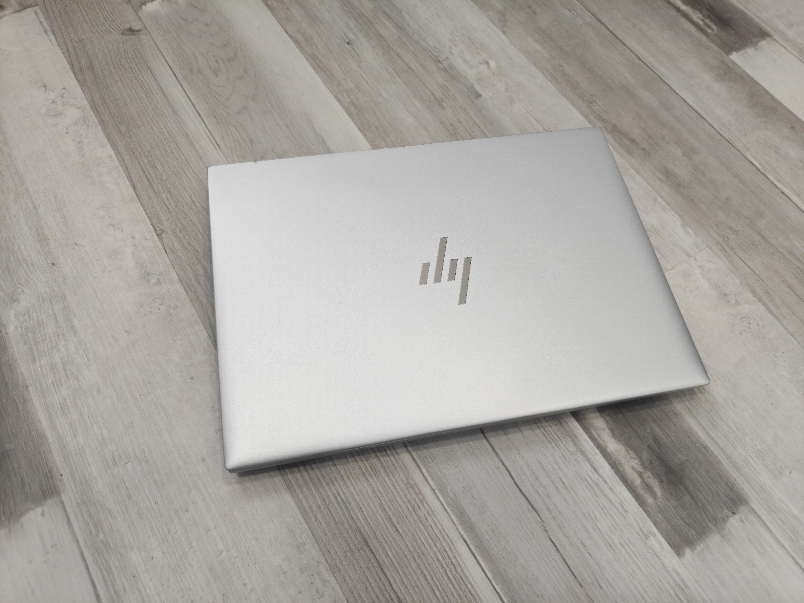 Hp EliteBook 840 14 inch G10 Notebook PC 14″ i7-1370p 16GB 512GB – Worn