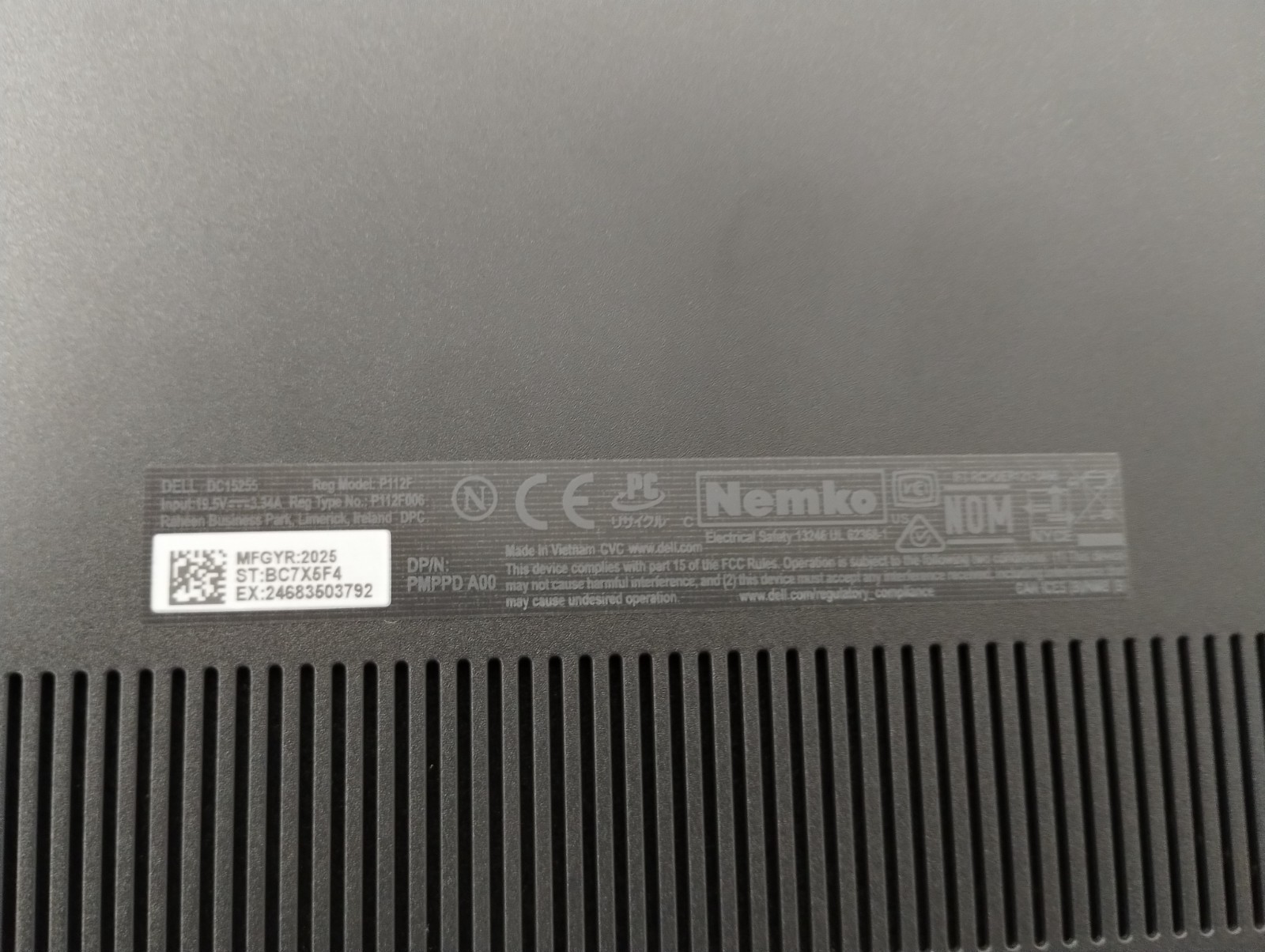 DELL 15 DC15255 G8MK9, AMD Ryzen 7 7730U, 2.00 GHz, 16 GB RAM, 512 GB NVMe SSD