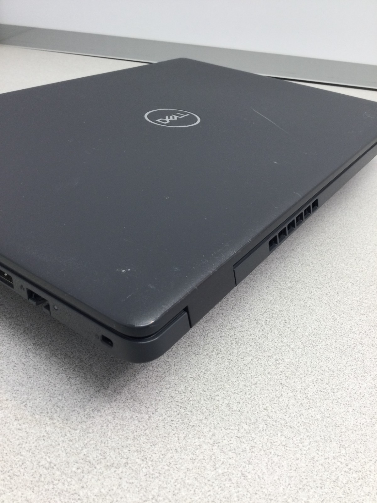 Dell Latitude 3510 15.6″intel core i5-10210U 1.60GHz 8GB RAM 128GB SSD W11P