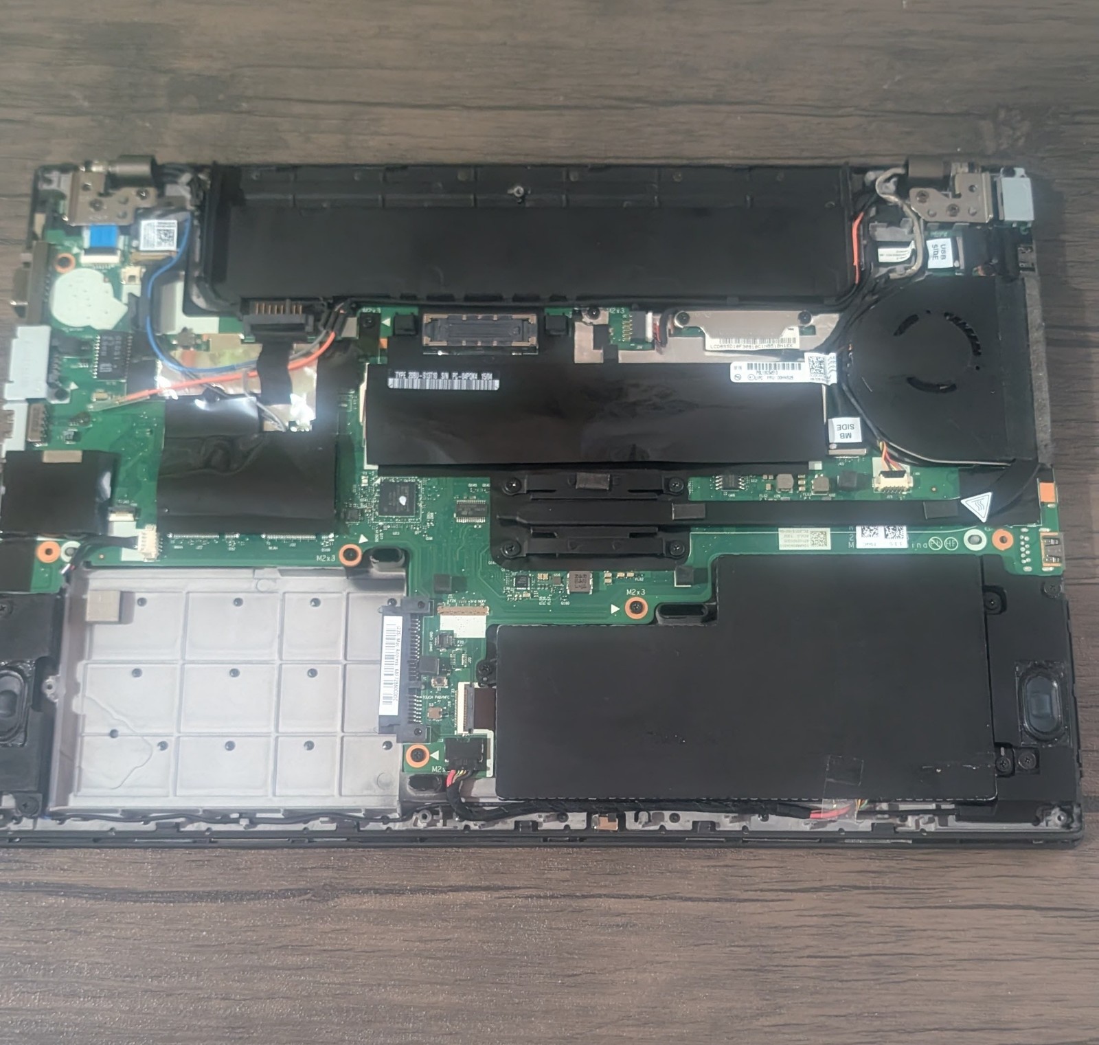 Lenovo ThinkPad T450s 14″ Laptop FOR PARTS i5 No SSD No RAM No Screen AS-IS