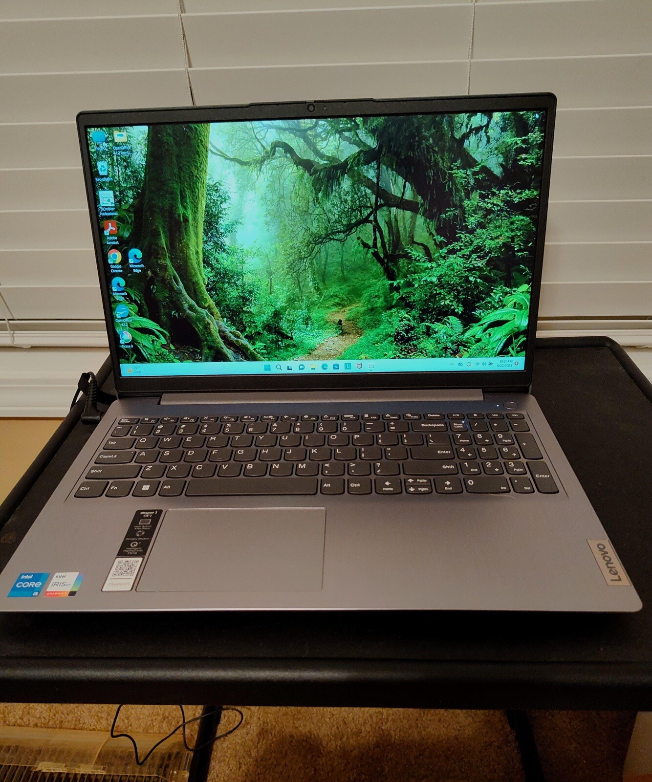Lenovo IdeaPad 3 15IAU7 15.6″ (Intel Core i3-1215U, 1.2GHz, 256GB SSD, 8GB RAM)
