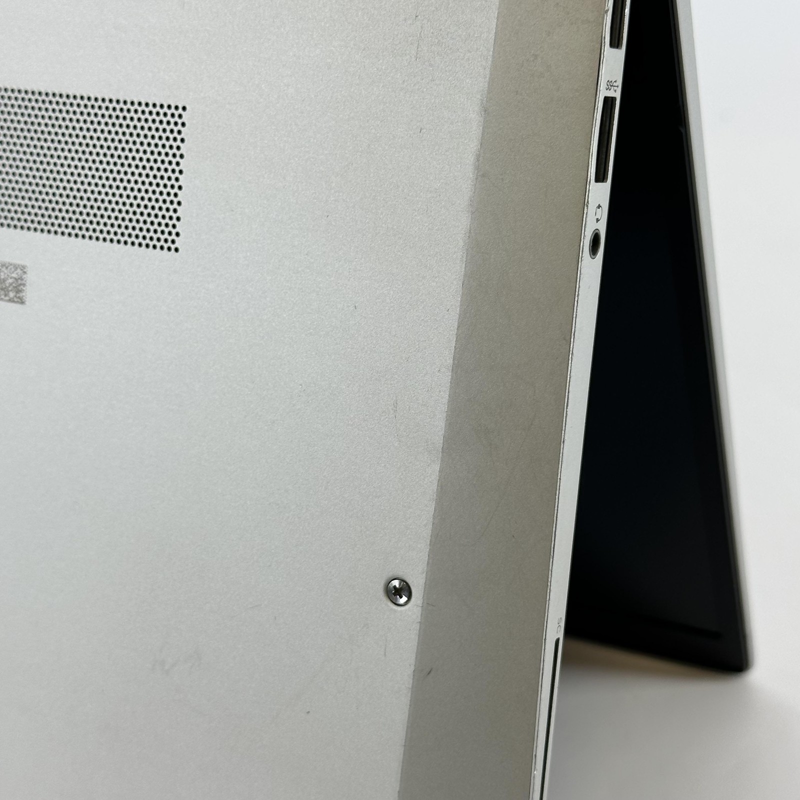 HP Elitebook 840 G8 14 Silver FHD i7-1165G7 2.80GHz 16GB 256GB SSD Good
