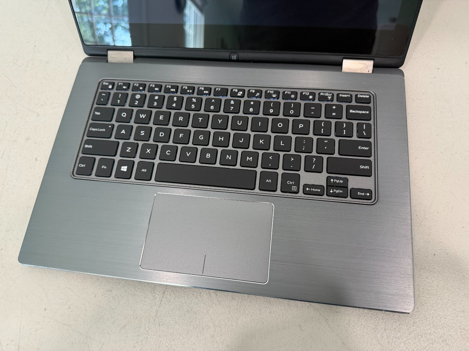 Dell Inspiron 13 7353 2-in-1 13.3″ Touch i3-6100U 8GB 128GB SSD Backlit KB