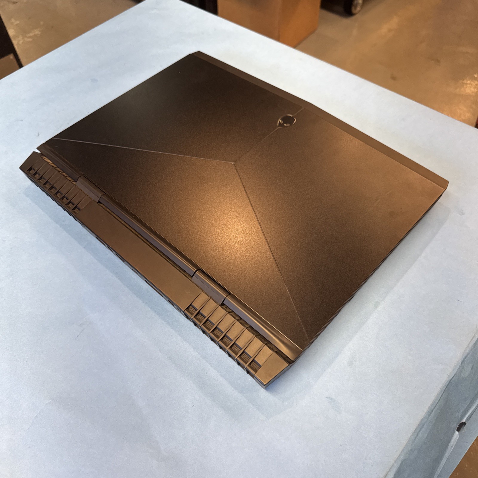 Alienware 17 R5 17.3″ Gaming Laptop-i9-8950HK-16GB RAM-500 GB HDD-1 TB SSD