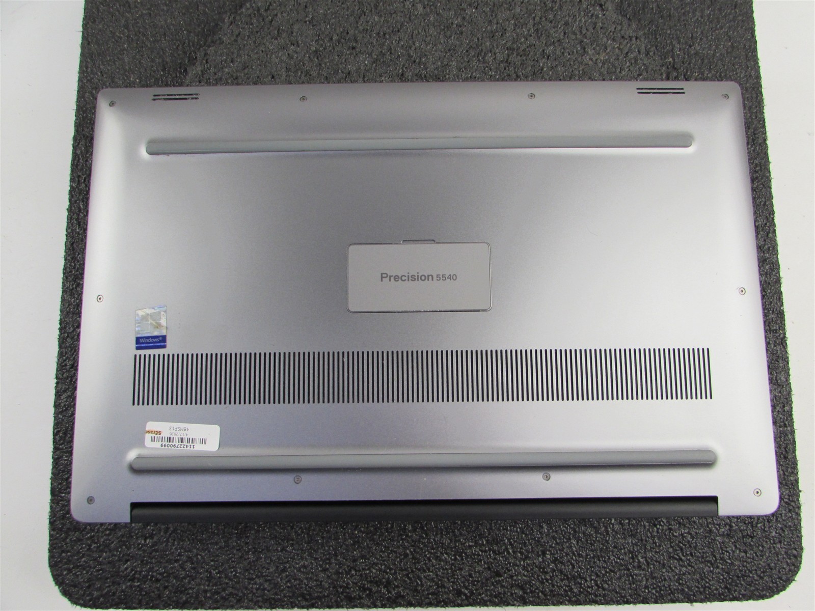DELL PRECISION 5540 1920X1080 FHD I7-9850H 512GB SSD 32GB RAM T2000 NO O.S
