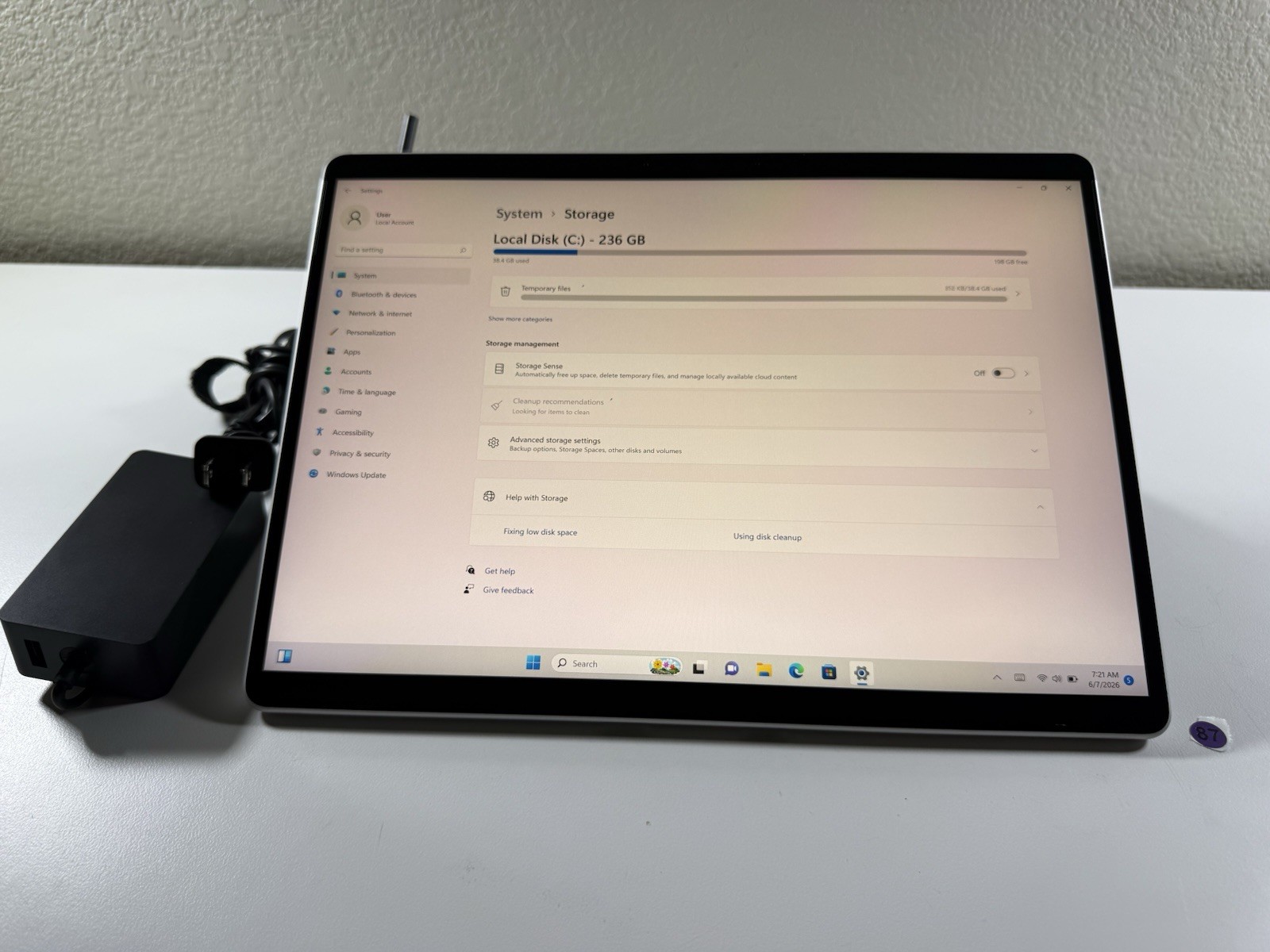 Microsoft Surface Pro 8 (1982) i5-1145G7 – 16GB RAM – 256GB 120Hz – Win 11 Pro