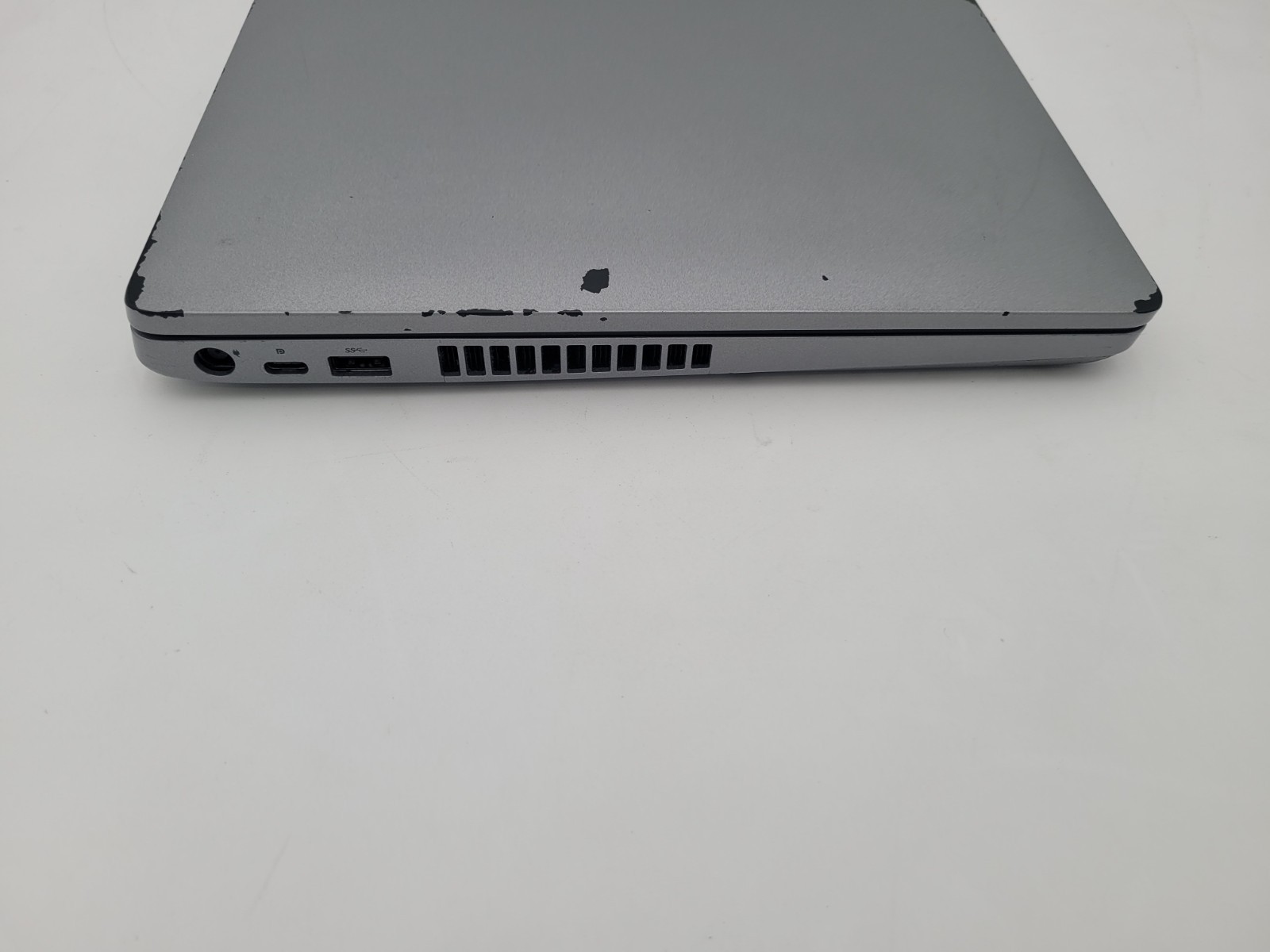 Dell Latitude 5510,i7-10610U@1.80GHz,16GB Ram,512GB NVMe,NO OS